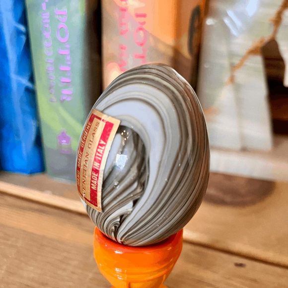 Vintage Hand Made Italy Venetian Glass Egg w/Sticker - Picture 6 of 6